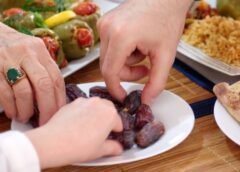Ramazan ayı: On üçüncü günün duası – İmsak və iftar vaxtı