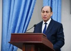 Bərdə Rayon İcra Hakimiyyətinin başçısı Vidadi İsayev rayon sakinlərini Qurban Bayramı münasibətilə təbrik etdi.   