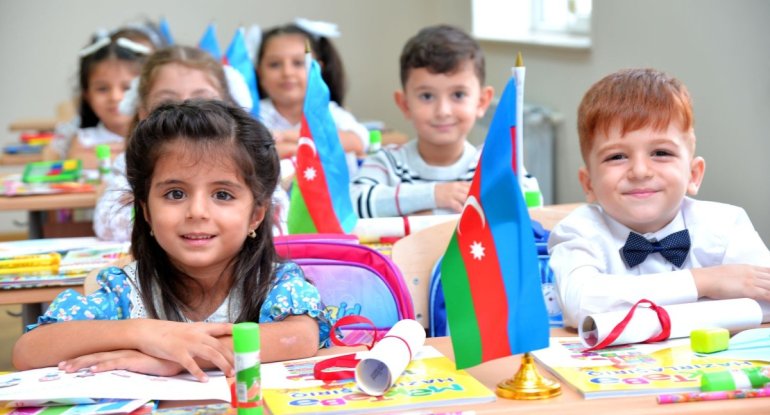Məktəbəhazırlıq qruplarına qeydiyyat başlayır: Tarixlər AÇIQLANDI