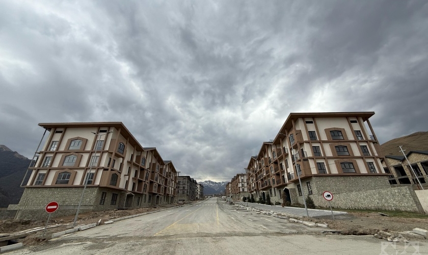 Kəlbəcərə turist axını – Hotellərdə yer qalmayıb