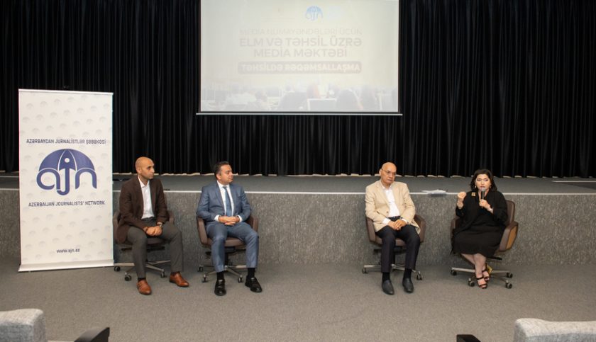 Jurnalistlər üçün “Təhsildə rəqəmsallaşma” mövzusunda ilk təlim keçirilib