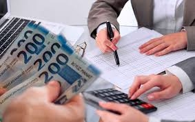 Banklar yenə varlanır, əhali faiz bataqlığında