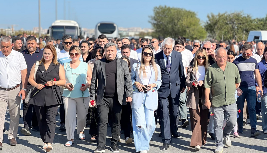 VHP üzvləri Zəfər Parkını ziyarət etdi – FOTOLAR