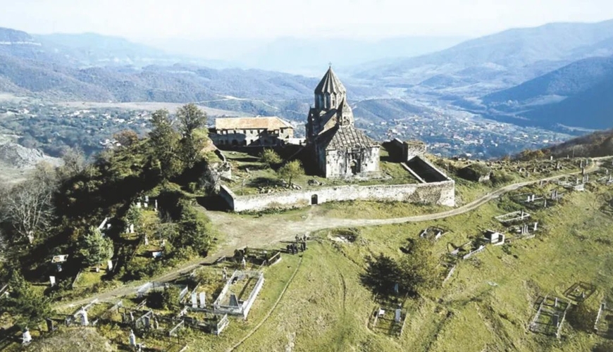 Xarici diplomatlar Gəncəsər monastır kompleksini ziyarət ediblər