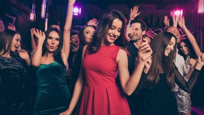 Ölkədə əcaib trend – “boşanma partiləri” başladı