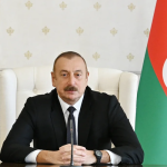 Prezident Pir Ömər Sultan ziyarətgahında aparılan konservasiya işləri ilə tanış oldu