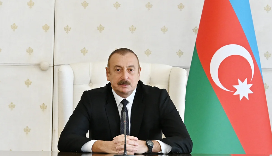 Prezident Pir Ömər Sultan ziyarətgahında aparılan konservasiya işləri ilə tanış oldu