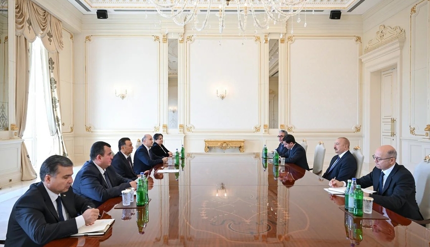 Prezident Tacikistan baş nazirini qəbul etdi – FOTOLAR