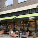 Londonda restoran açan azərbaycanlı: Həftədə üç minə yaxın qonağa Azərbaycan çayı təqdim edirikFOTOVİDEOREPORTAJ