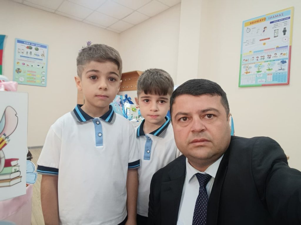 Xankəndidə məktəb həyatı ilə tanış olan əkiz qardaşlar – REPORTAJ