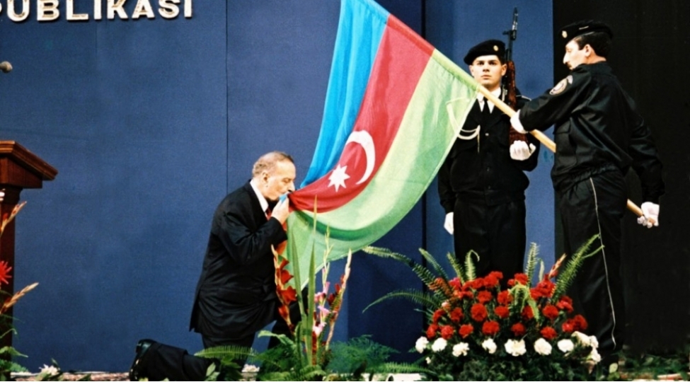 Azərbaycanın müstəqillik tarixi Ulu Öndərin hakimiyyətə qayıdışından başladı – TƏHLİL