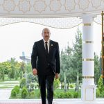İlham Əliyev Türkmənbaşıda konsert proqramında – VİDEO