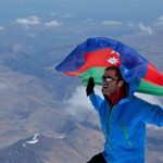 Azərbaycanlı alpinist yer kürəsinin 7-ci ən hündür dağının fəthinə hazırlaşır – Foto