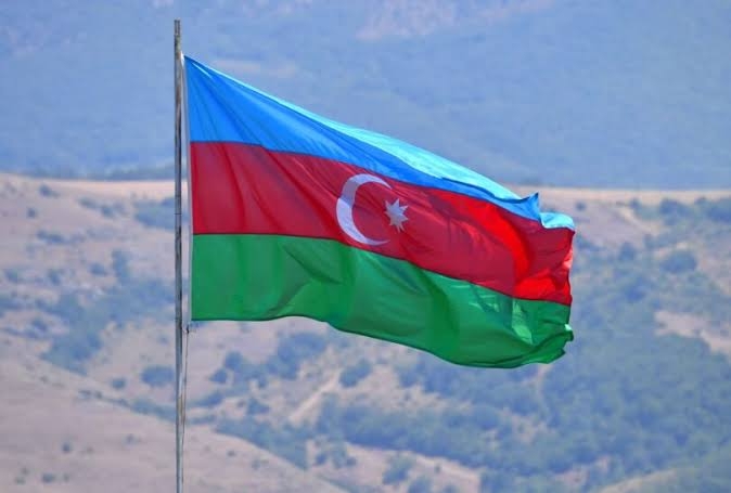 “Azərbaycanı “qardaşlığa xəyanət”lə ittiham etmək ikili standartdır”