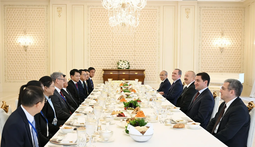 İlham Əliyevin adından Laos Prezidentinin şərəfinə rəsmi nahar verildi