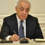 Əli Əsədov maaşlarla bağlı qərar imzaladı